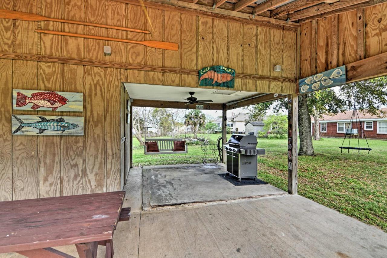 Cozy Pass Christian House - Steps From Beach Exterior photo